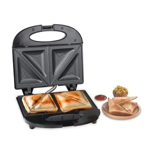 Image with some made snadwiches from sandwich maker 